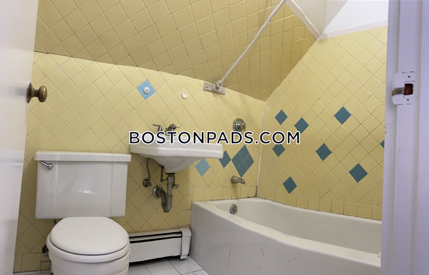BOSTON - BRIGHTON - OAK SQUARE - 1 Bed, 1 Bath - Image 36
