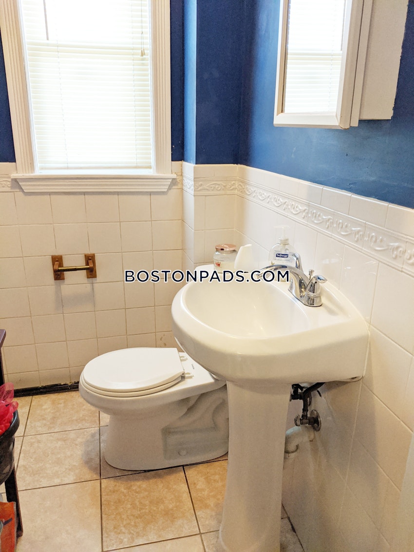 BOSTON - DORCHESTER - SAVIN HILL - 3 Beds, 1.5 Baths - Image 23