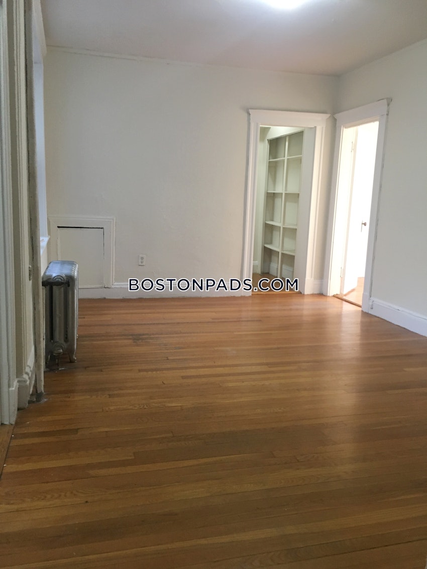 BOSTON - FENWAY/KENMORE - 1 Bed, 1 Bath - Image 2