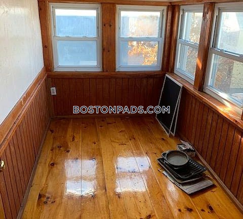 SOMERVILLE - EAST SOMERVILLE - 3 Beds, 1 Bath - Image 8