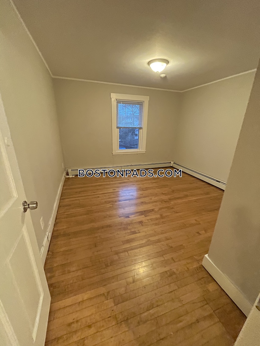 BOSTON - ALLSTON - 5 Beds, 2 Baths - Image 18