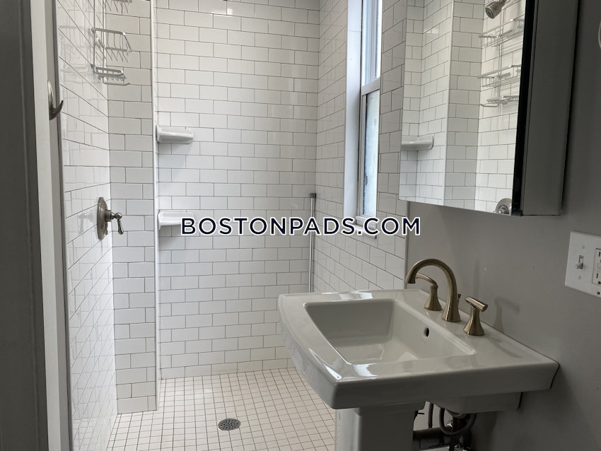 BOSTON - SOUTH BOSTON - ANDREW SQUARE - 4 Beds, 2 Baths - Image 63