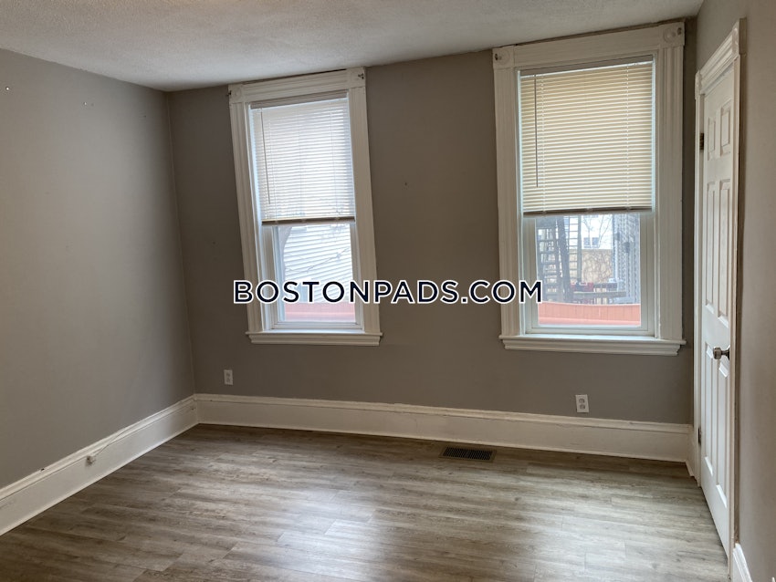 BOSTON - SOUTH BOSTON - ANDREW SQUARE - 4 Beds, 2 Baths - Image 33