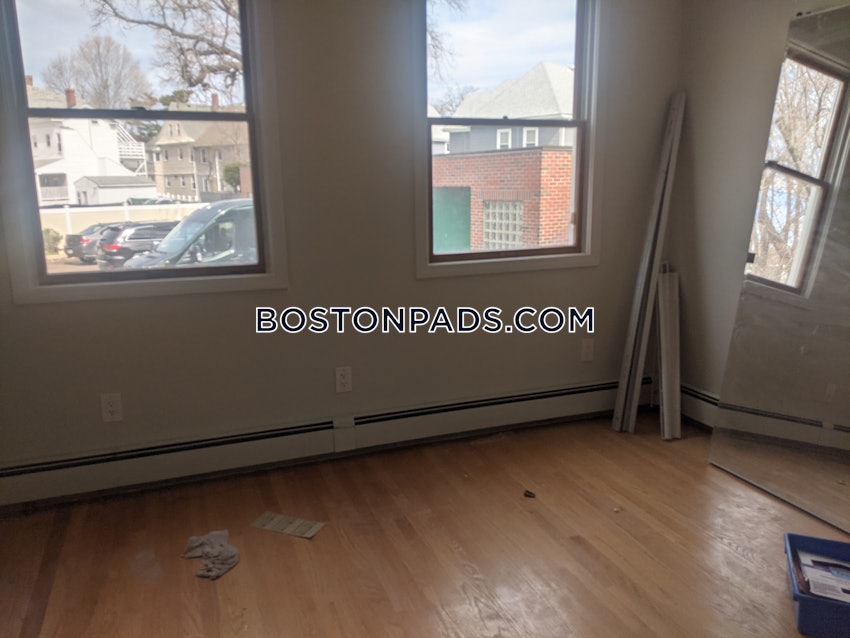 BOSTON - LOWER ALLSTON - 3 Beds, 1 Bath - Image 9