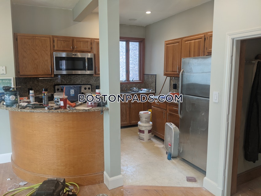 BOSTON - LOWER ALLSTON - 3 Beds, 1 Bath - Image 21