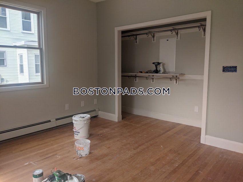 BOSTON - LOWER ALLSTON - 3 Beds, 1 Bath - Image 5