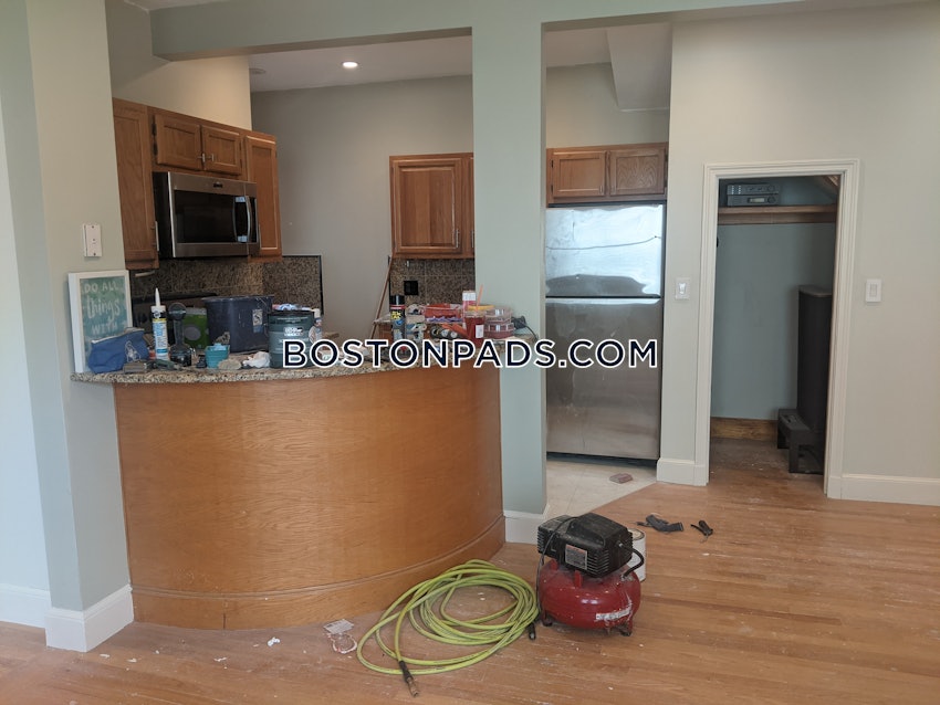 BOSTON - LOWER ALLSTON - 3 Beds, 1 Bath - Image 33