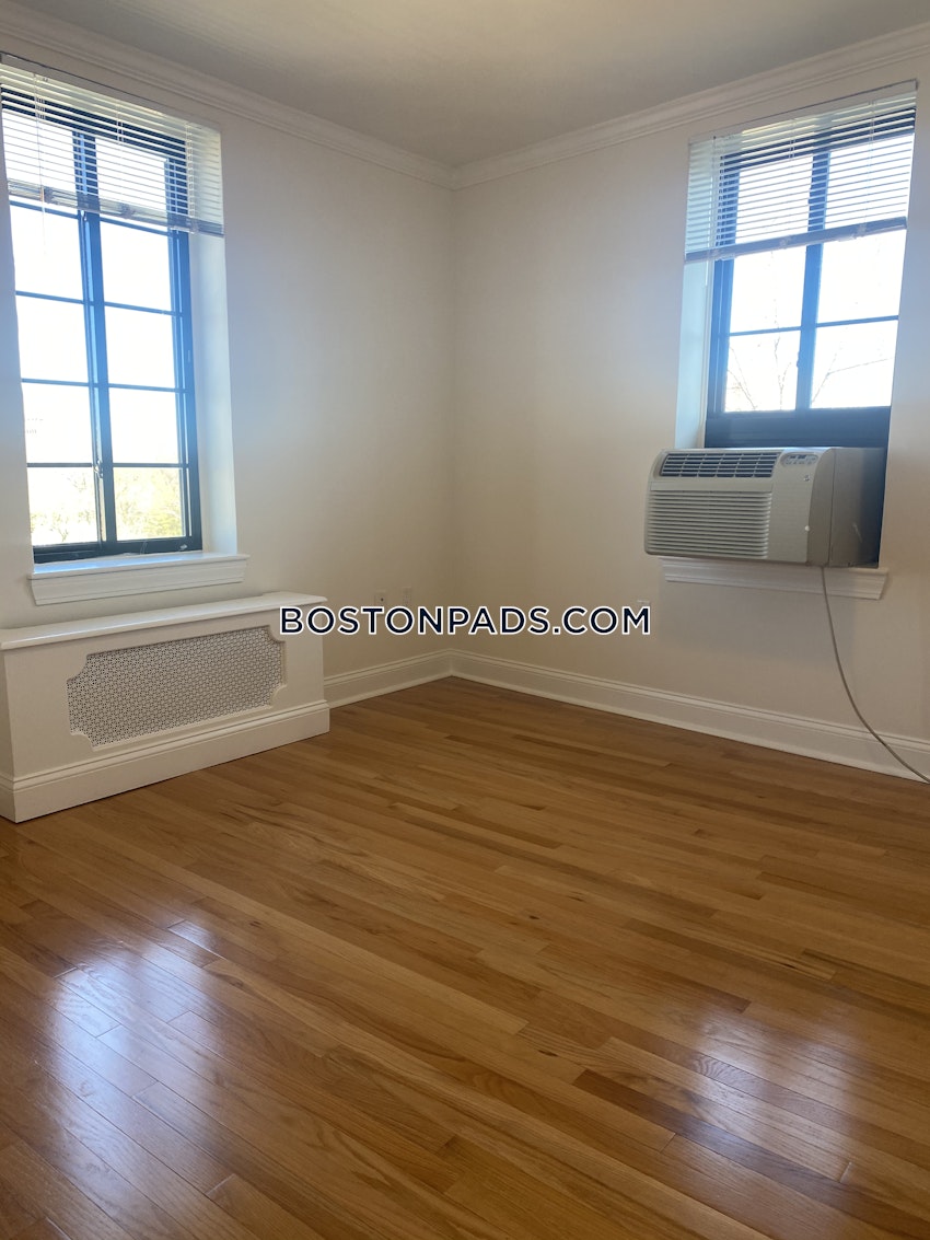 CAMBRIDGE - HARVARD SQUARE - 2 Beds, 1 Bath - Image 15