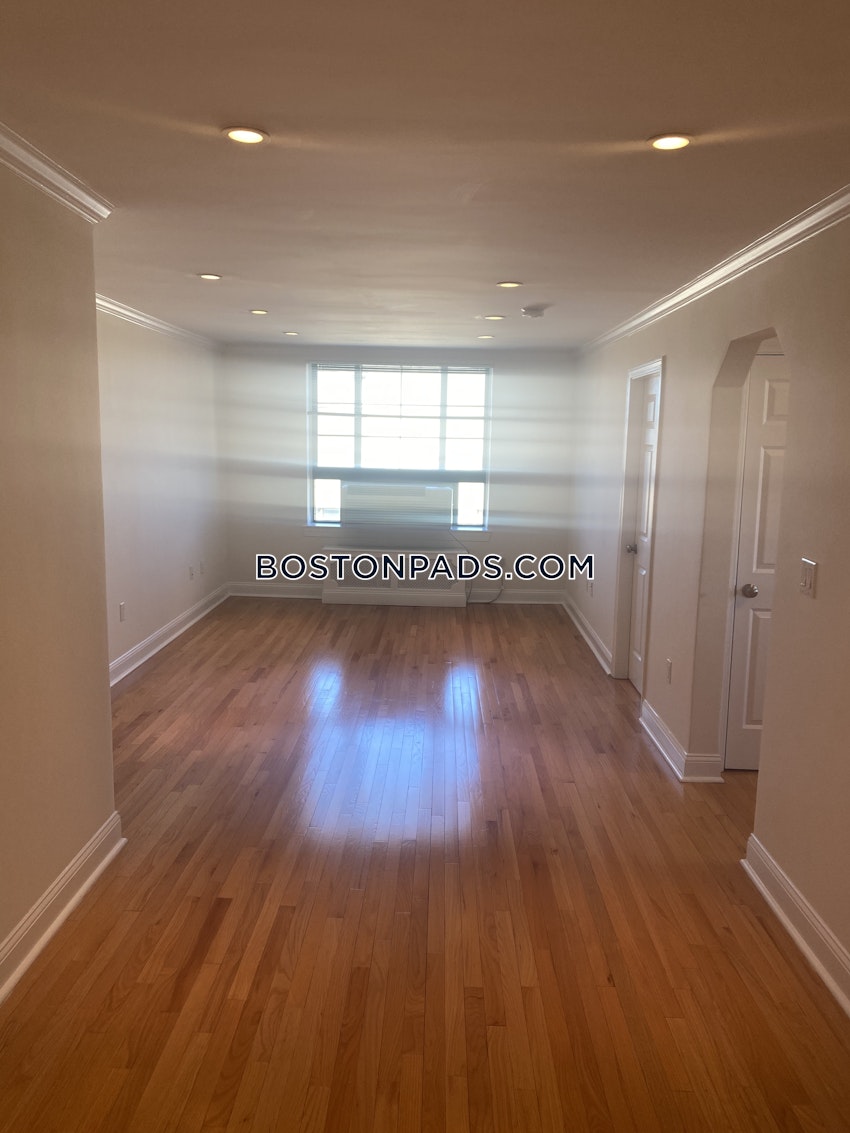 CAMBRIDGE - HARVARD SQUARE - 2 Beds, 1 Bath - Image 14