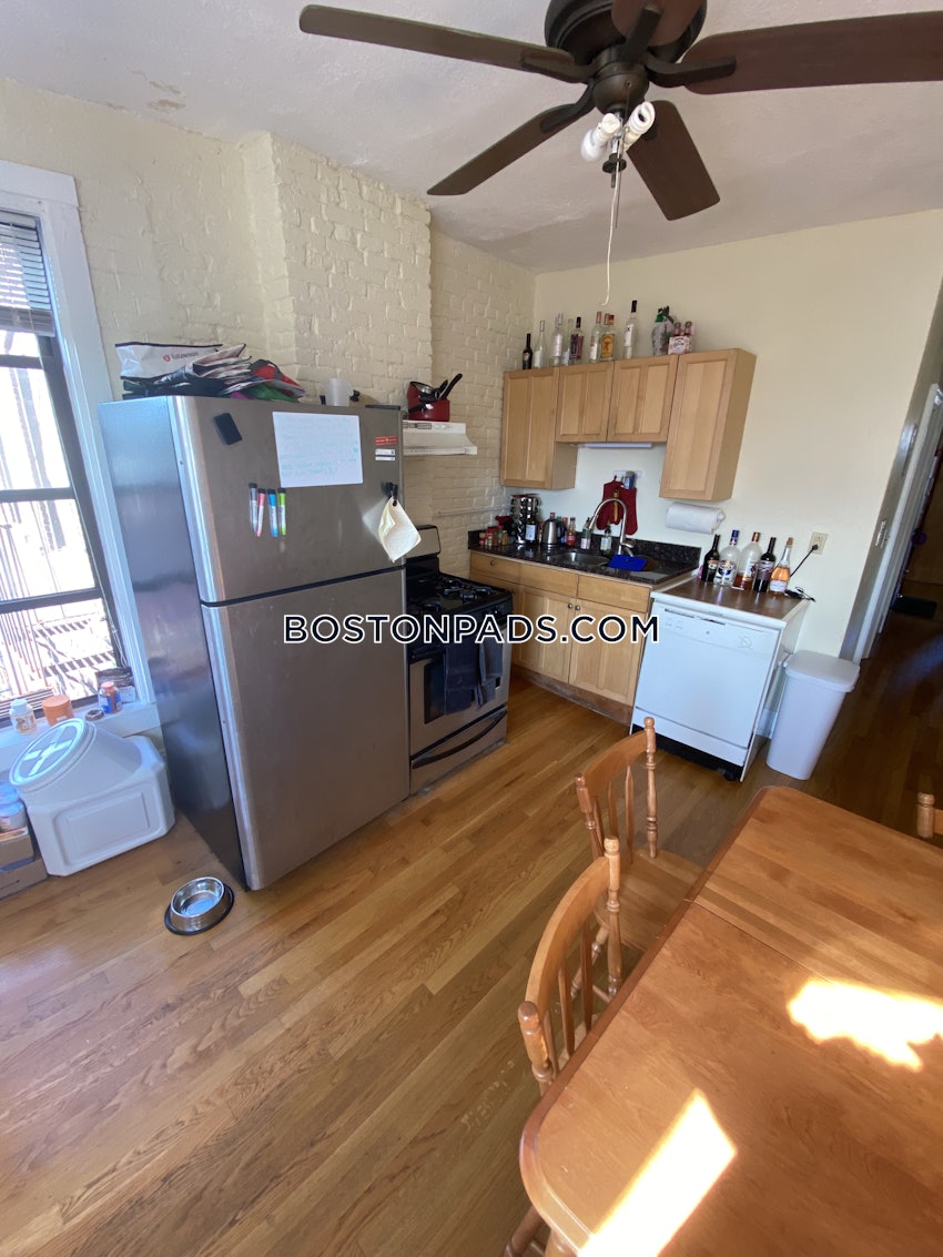 BOSTON - NORTHEASTERN/SYMPHONY - 3 Beds, 1 Bath - Image 32