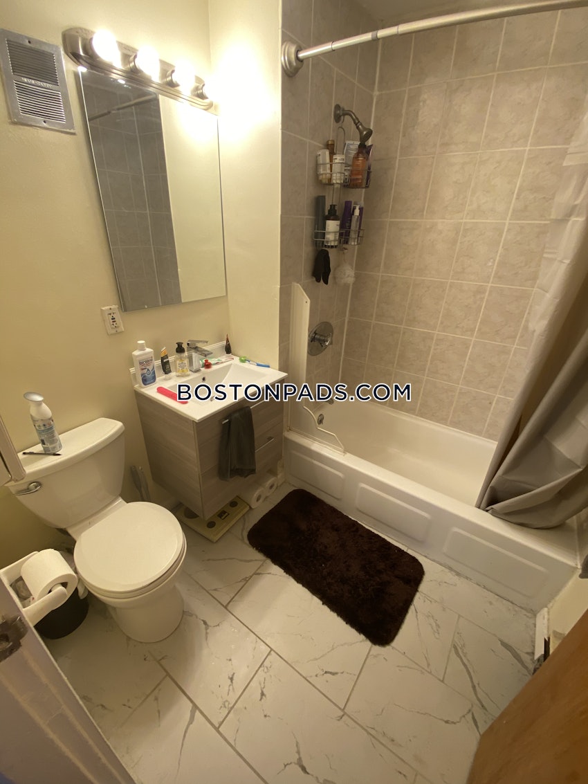 BOSTON - NORTHEASTERN/SYMPHONY - 3 Beds, 1 Bath - Image 43