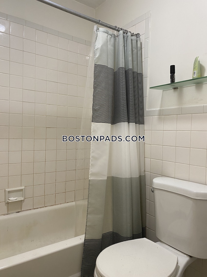 BOSTON - SOUTH END - 3 Beds, 1 Bath - Image 10