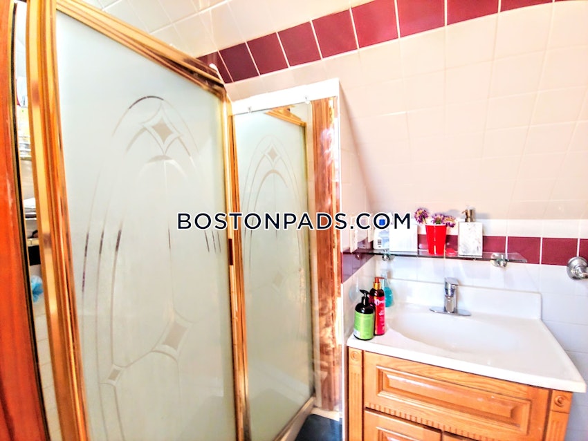 BOSTON - LOWER ALLSTON - 5 Beds, 2 Baths - Image 17