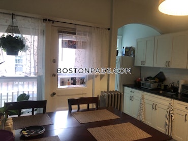 Boston - 3 Beds, 1 Baths