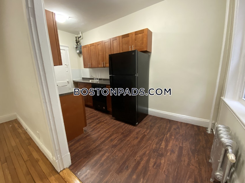 BOSTON - FENWAY/KENMORE - 1 Bed, 1 Bath - Image 8