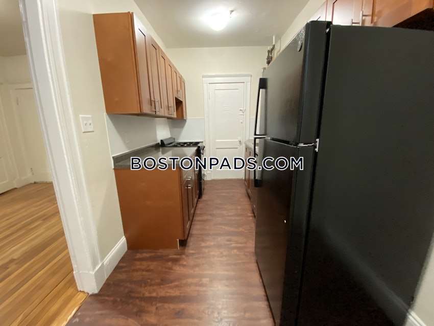 BOSTON - FENWAY/KENMORE - 1 Bed, 1 Bath - Image 7