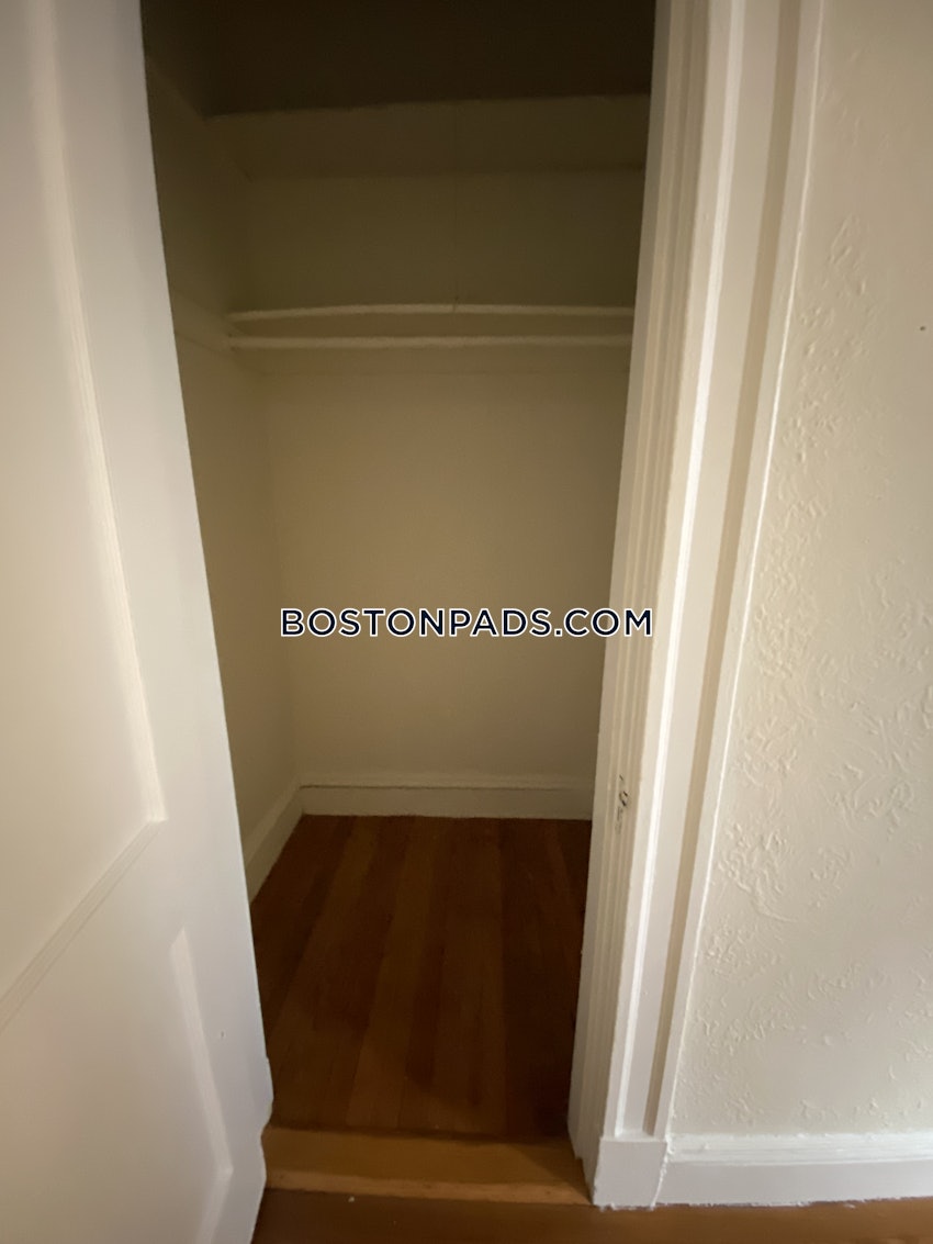 BOSTON - FENWAY/KENMORE - 1 Bed, 1 Bath - Image 12