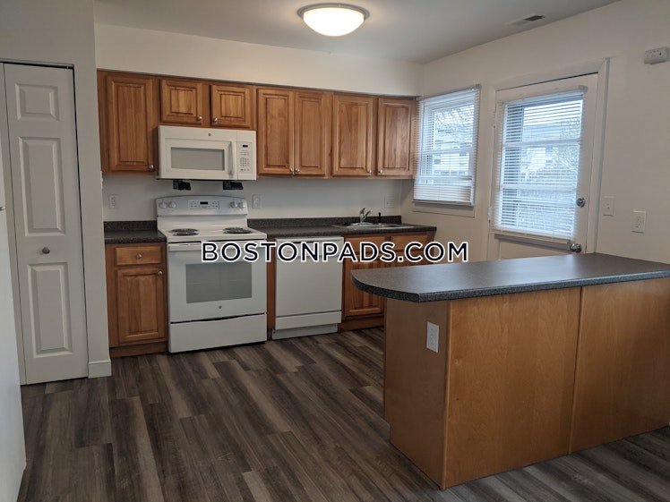 Blue Ledge Dr., Boston