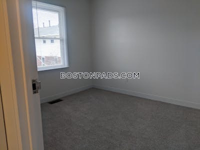 Roslindale Apartment for rent 3 Bedrooms 1 Bath Boston - $3,587