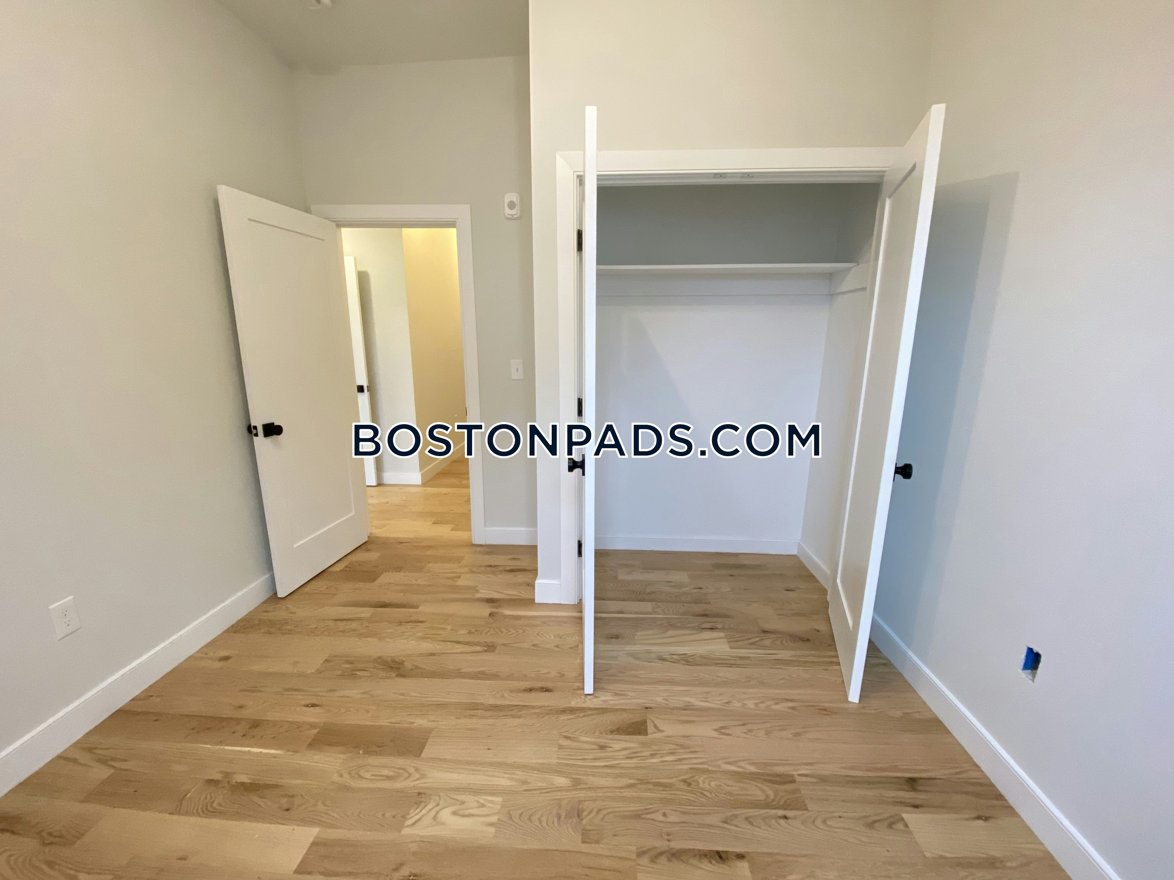 Boston - 4 Beds, 2 Baths