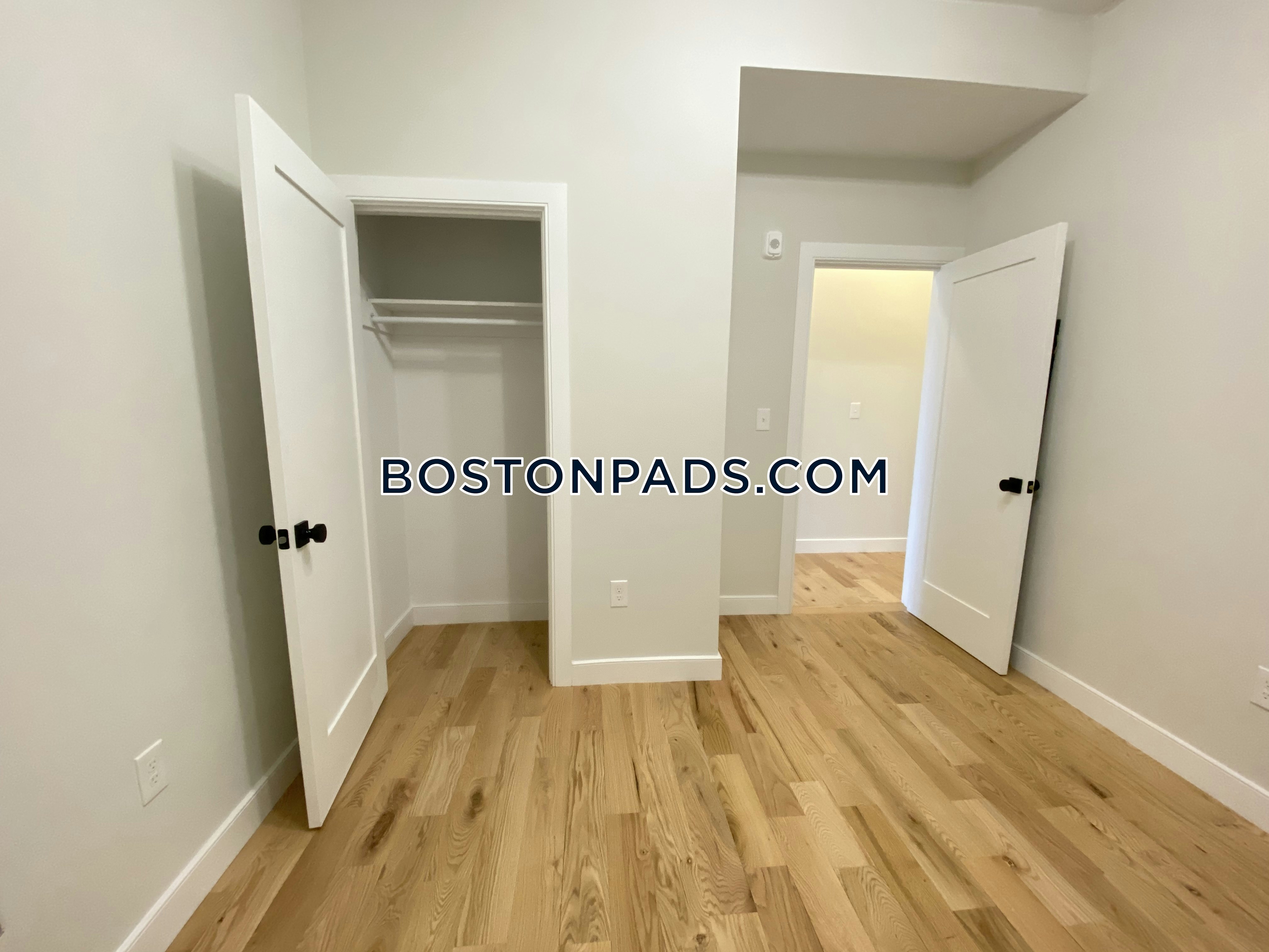 Boston - 4 Beds, 2 Baths