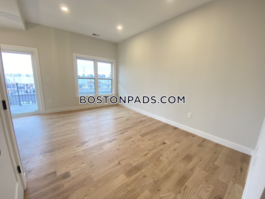 Boston - $5,600+ /month