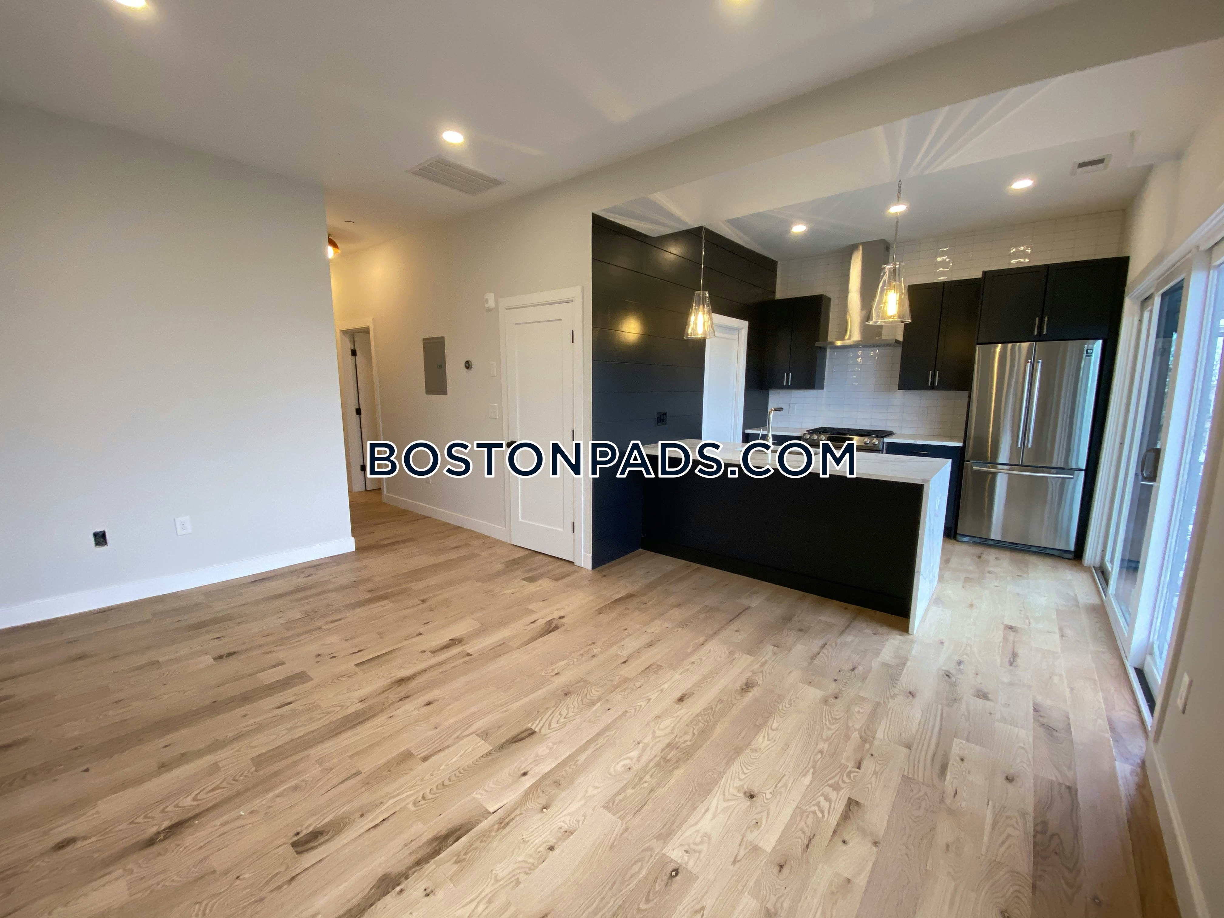 Boston - 4 Beds, 2 Baths