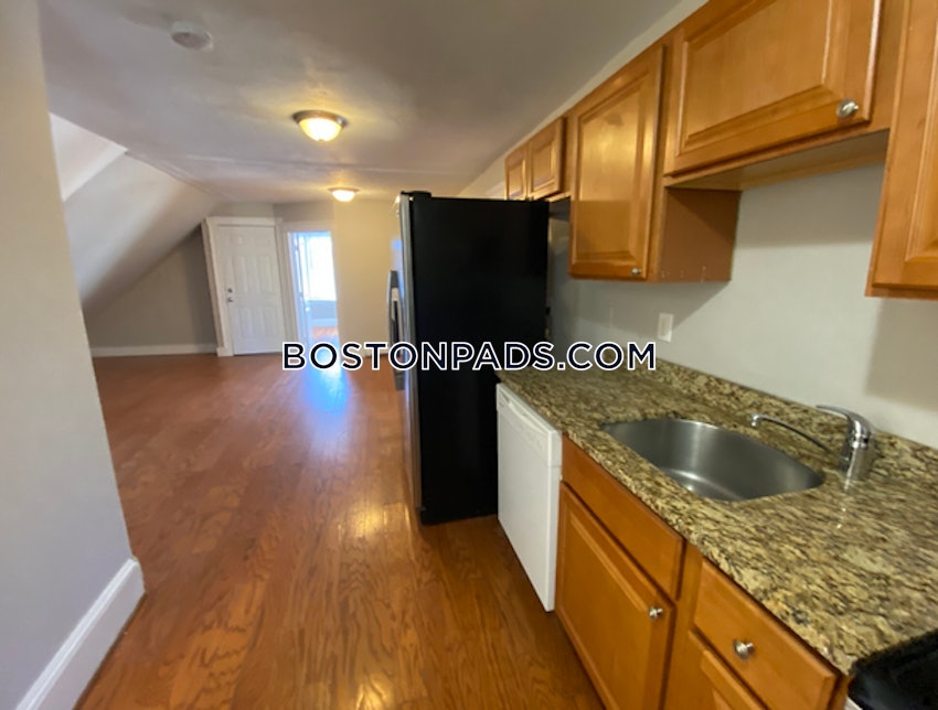 BOSTON - DORCHESTER - CENTER - 3 Beds, 1 Bath - Image 2