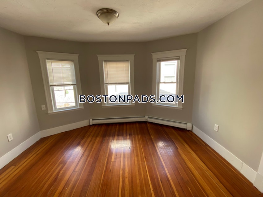 BOSTON - DORCHESTER - CENTER - 3 Beds, 1 Bath - Image 5