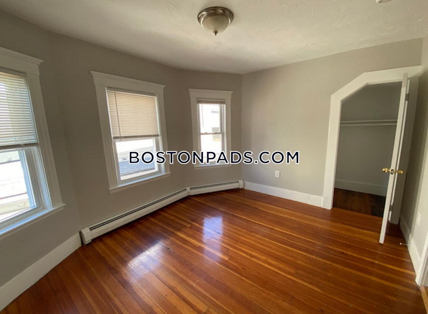 BOSTON - DORCHESTER - CENTER - 3 Beds, 1 Bath - Image 4