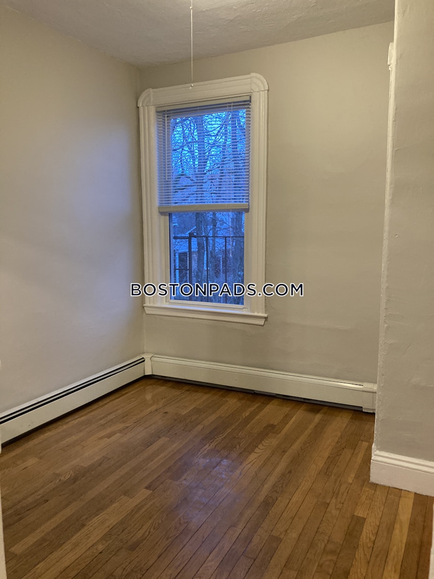 CAMBRIDGE - CENTRAL SQUARE/CAMBRIDGEPORT - 2 Beds, 1 Bath - Image 8