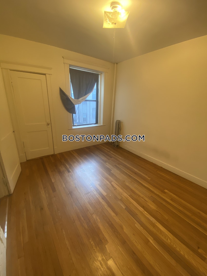 BOSTON - ALLSTON - 1 Bed, 1 Bath - Image 6