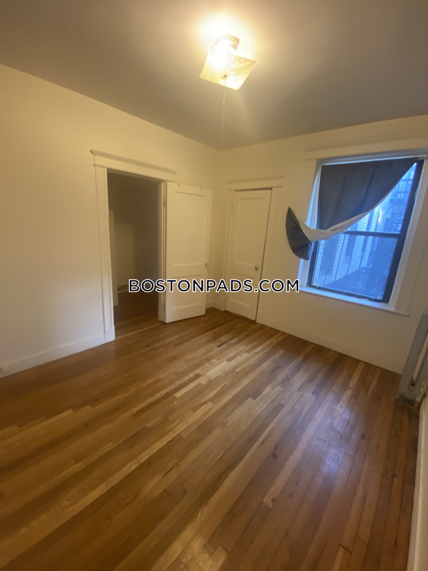 BOSTON - ALLSTON - 1 Bed, 1 Bath - Image 5