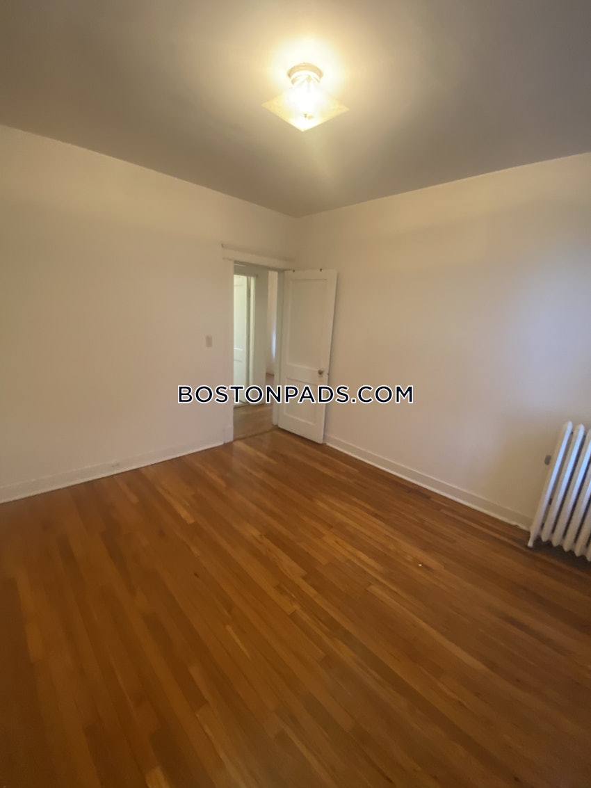 BOSTON - ALLSTON - 1 Bed, 1 Bath - Image 11