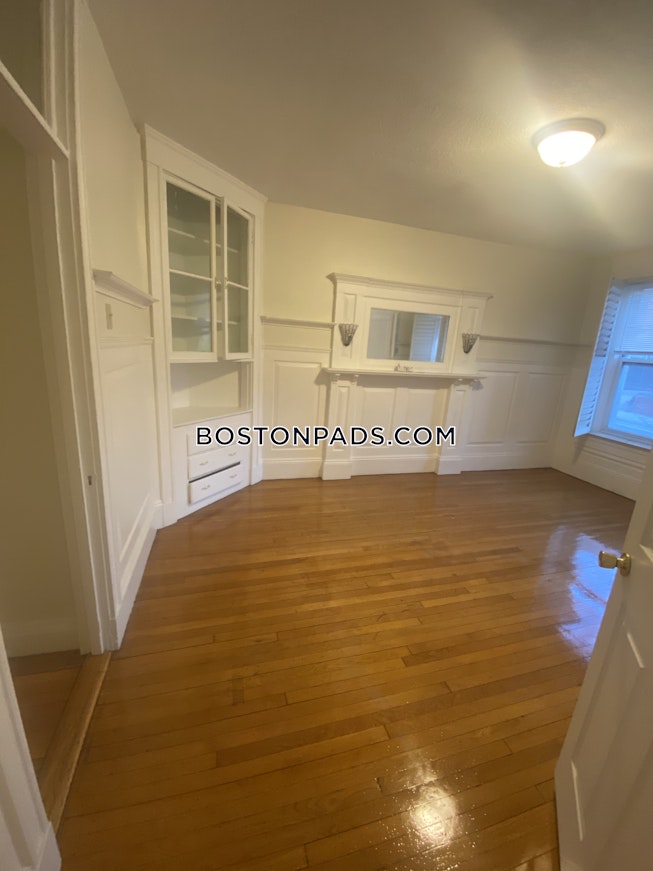 Brookline - $4,600+ /mo