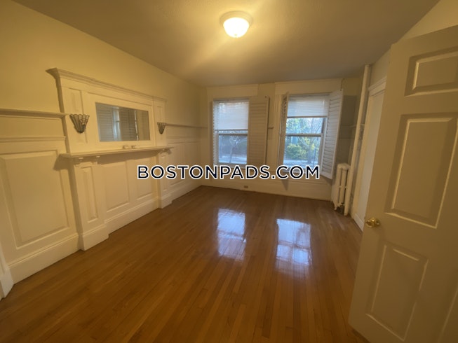 Brookline - $4,600+ /mo