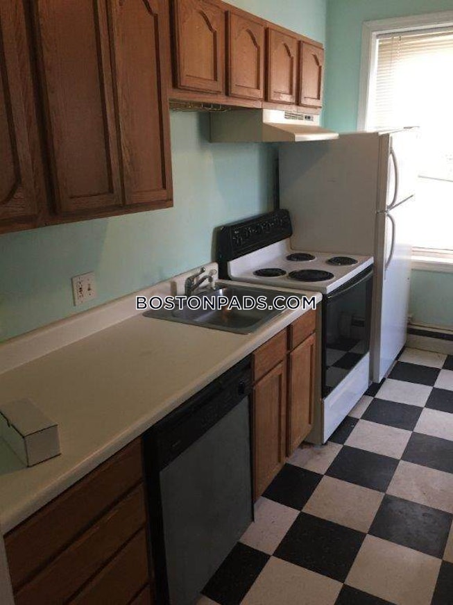 Boston - $3,900+ /mo