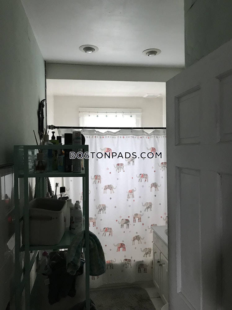 Middlesex Ave., Medford