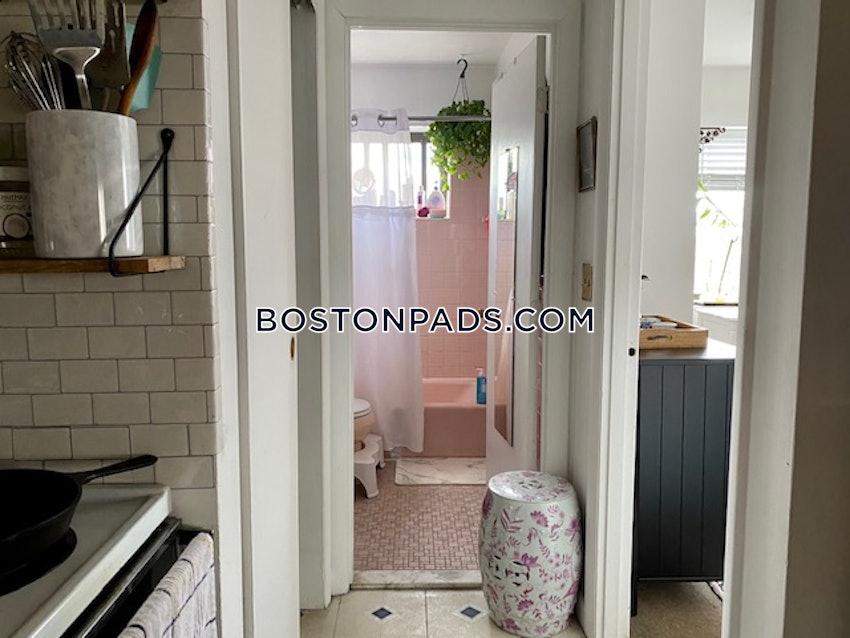 BOSTON - WEST ROXBURY - 1 Bed, 1 Bath - Image 6
