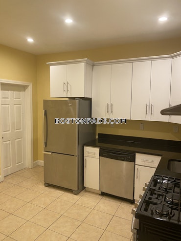 Boston - 2 Beds, 1 Baths