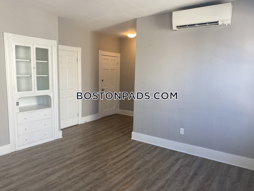 BOSTON - SOUTH BOSTON - ANDREW SQUARE - 4 Beds, 2 Baths - Image 57