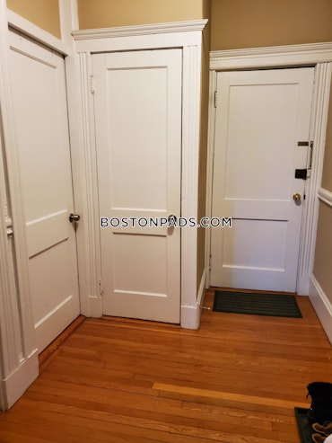 Boston - 3 Beds, 1 Baths