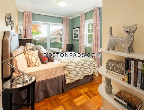 Thornton Rd. Brookline photo 2