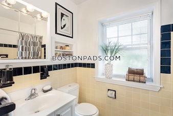 Thornton Rd. Brookline