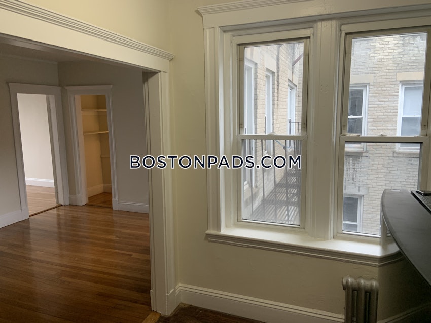 BOSTON - FENWAY/KENMORE - 1 Bed, 1 Bath - Image 7