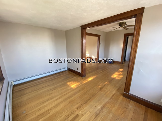 Medford - $2,900+ /mo