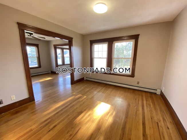 Medford - $2,900+ /mo