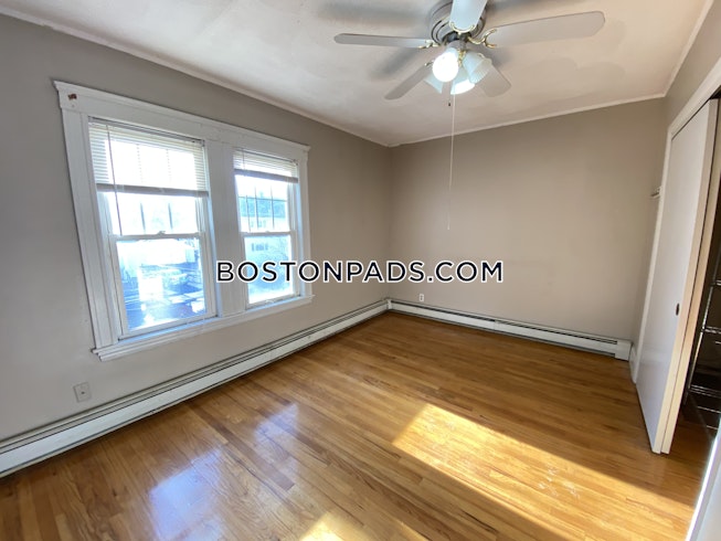 Medford - $2,900+ /mo