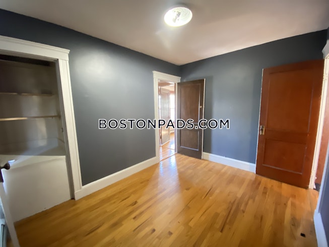 Medford - $2,900+ /mo