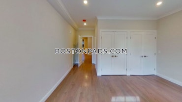 Boston - 4 Beds, 2 Baths